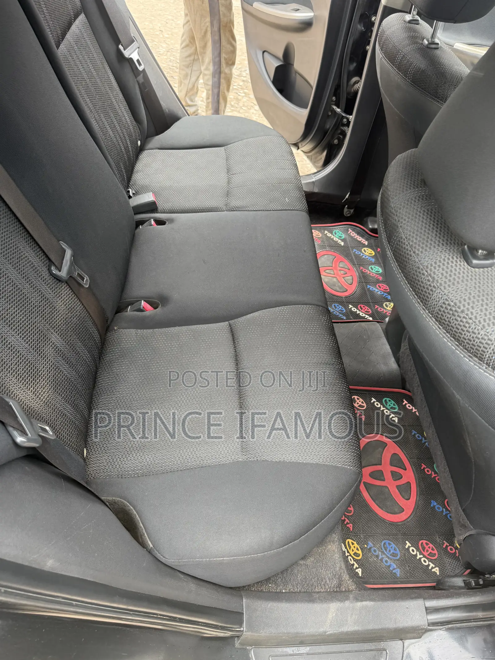 Toyota Corolla S 4dr Sedan (1.8L 4cyl 4A) 2013 Black