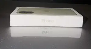 New Apple iPhone 17 256 GB Green