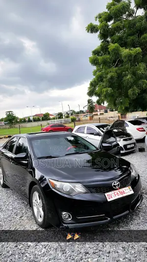 Toyota Camry SE 4dr Sedan (2.5L 4cyl 6A) 2013 Black