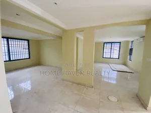 8bdrm House in Abelemkpe, Lincoln School Area for rent