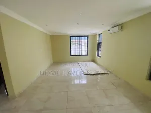 8bdrm House in Abelemkpe, Lincoln School Area for rent