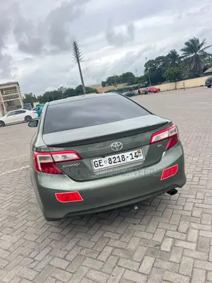 Toyota Camry L 4dr Sedan (2.5L 4cyl 6A) 2014 Green