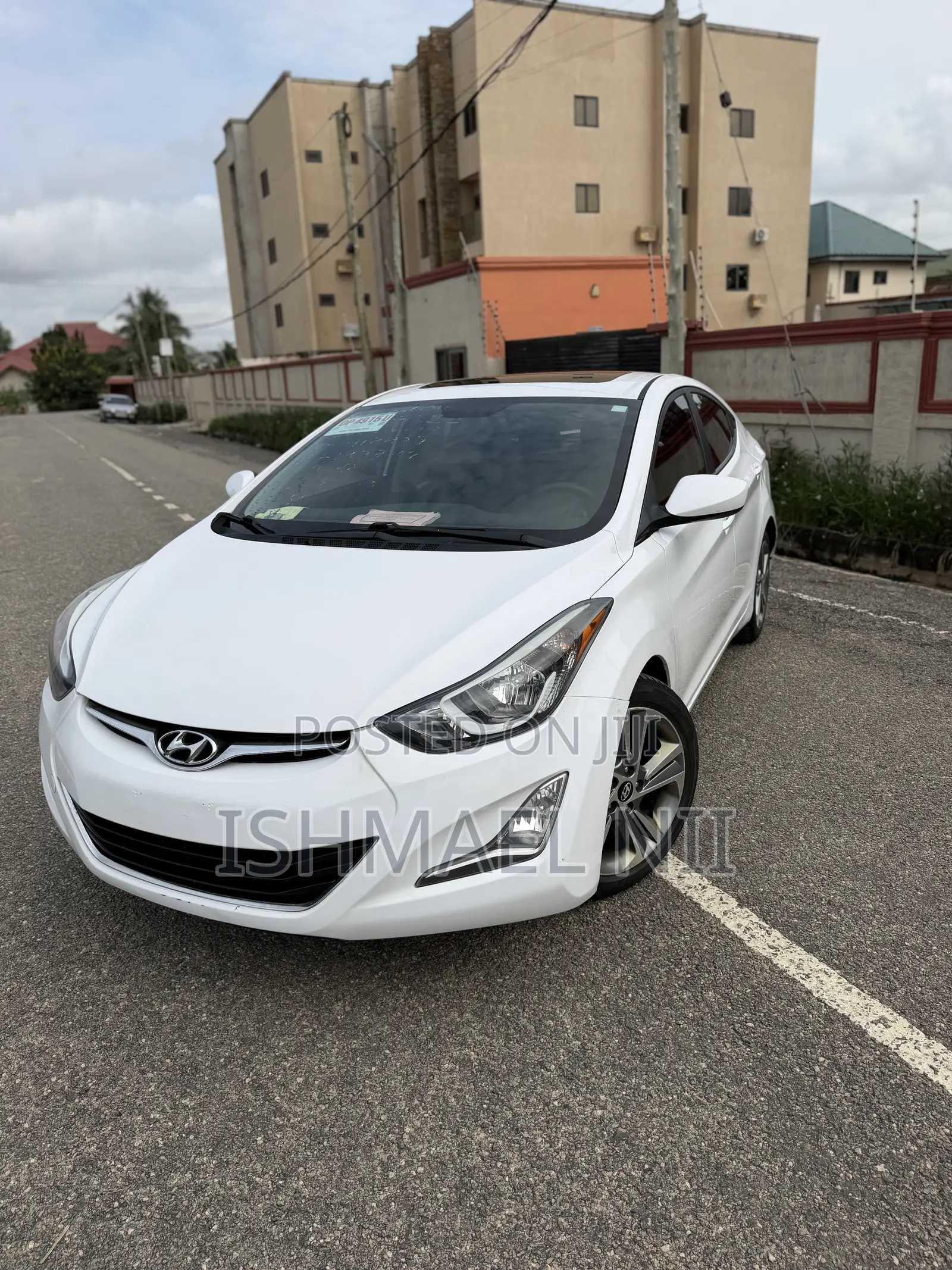 Hyundai Elantra Limited 4dr Sedan (1.8L 4cyl 6A) 2015 White