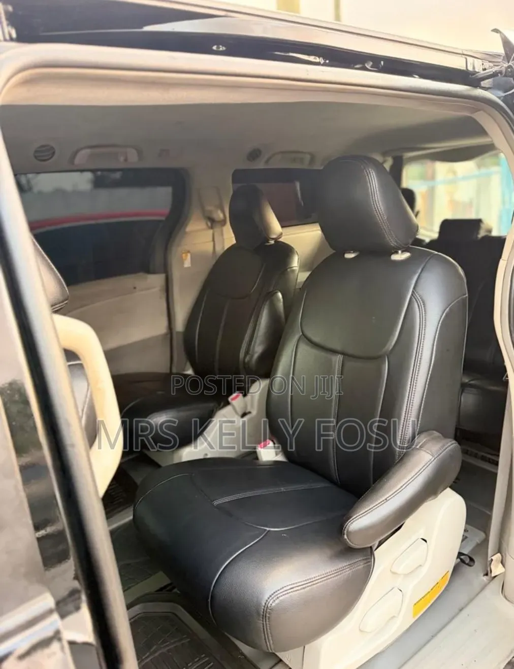 Toyota Sienna 2013 Black