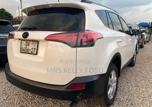 Toyota RAV4 2015 White