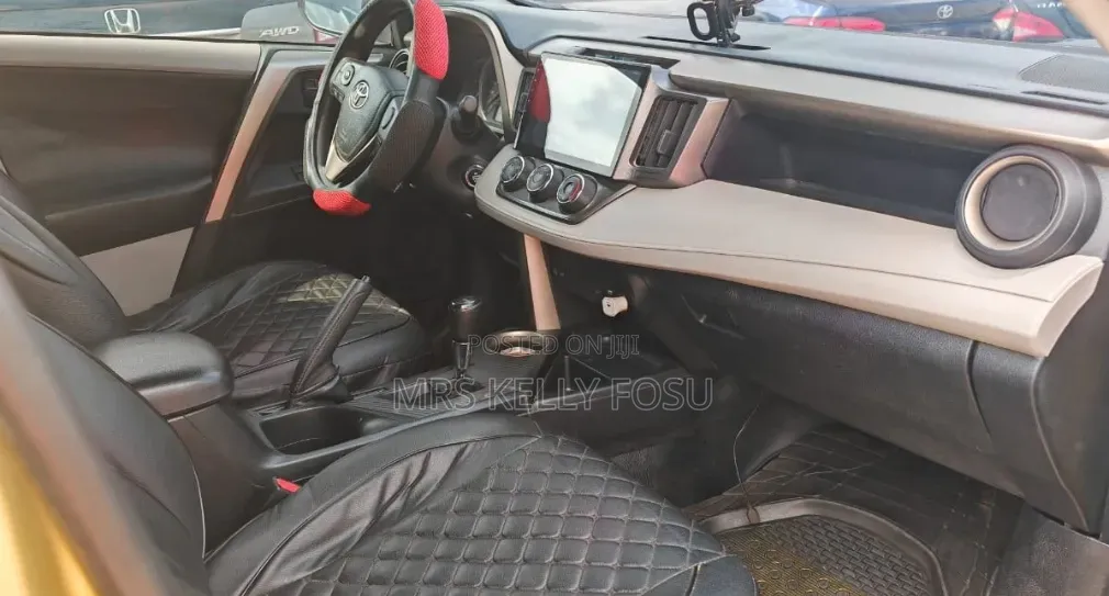 Toyota RAV4 2014 Gold