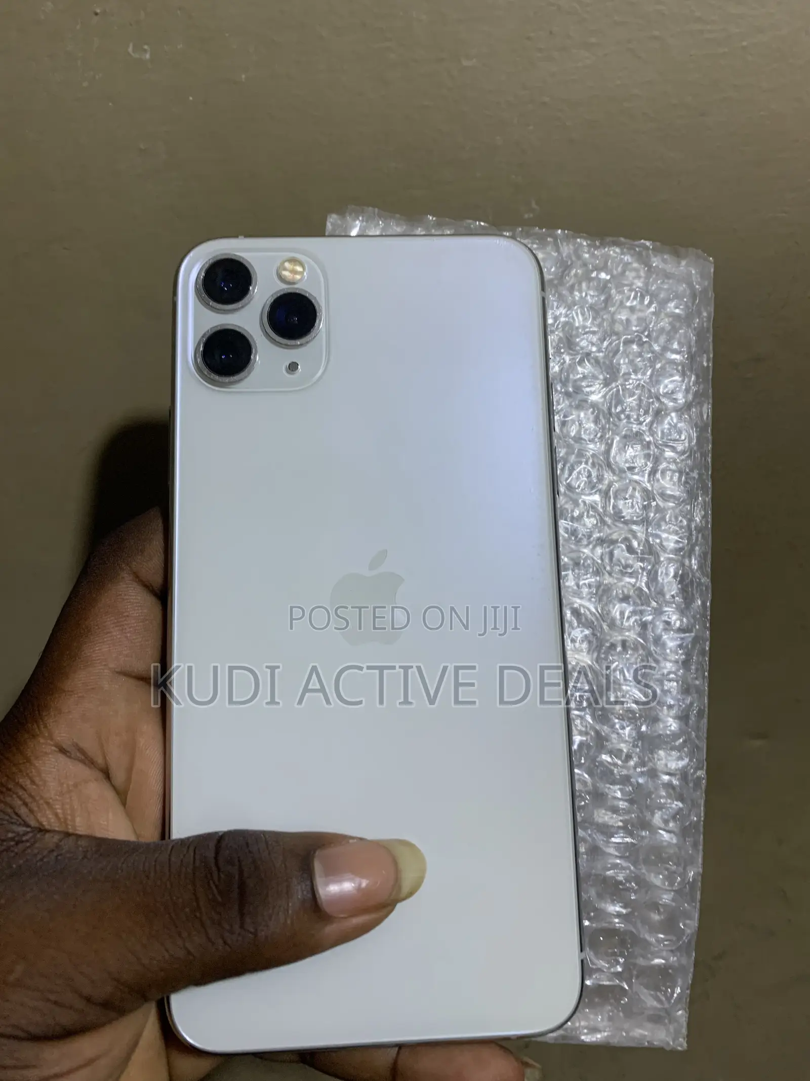 Apple iPhone 11 Pro Max 64 GB White