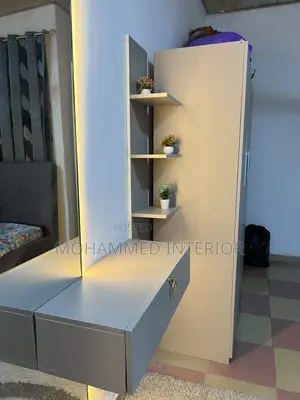 Full Body Mirror With Drawer