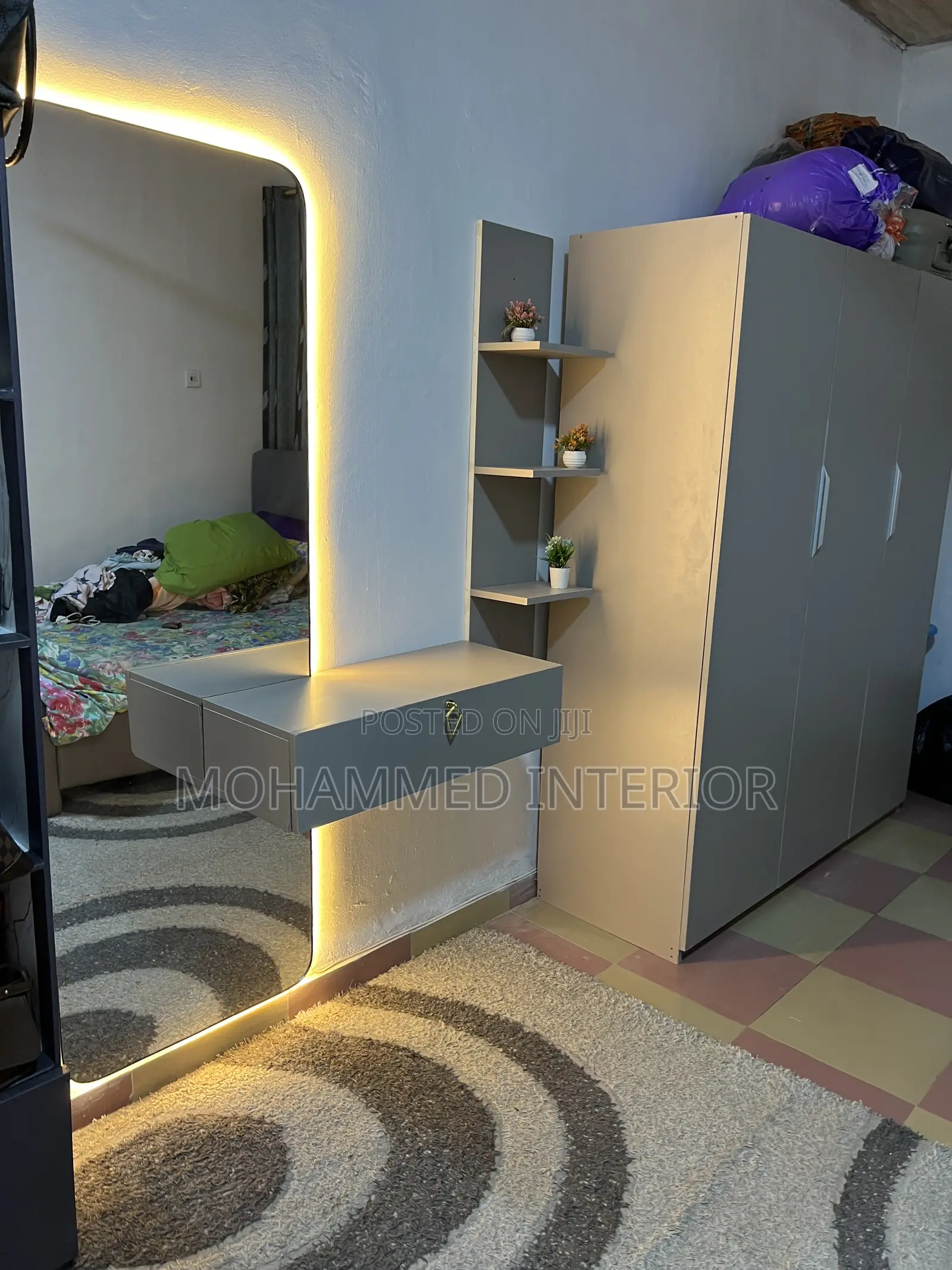 Full Body Mirror With Drawer