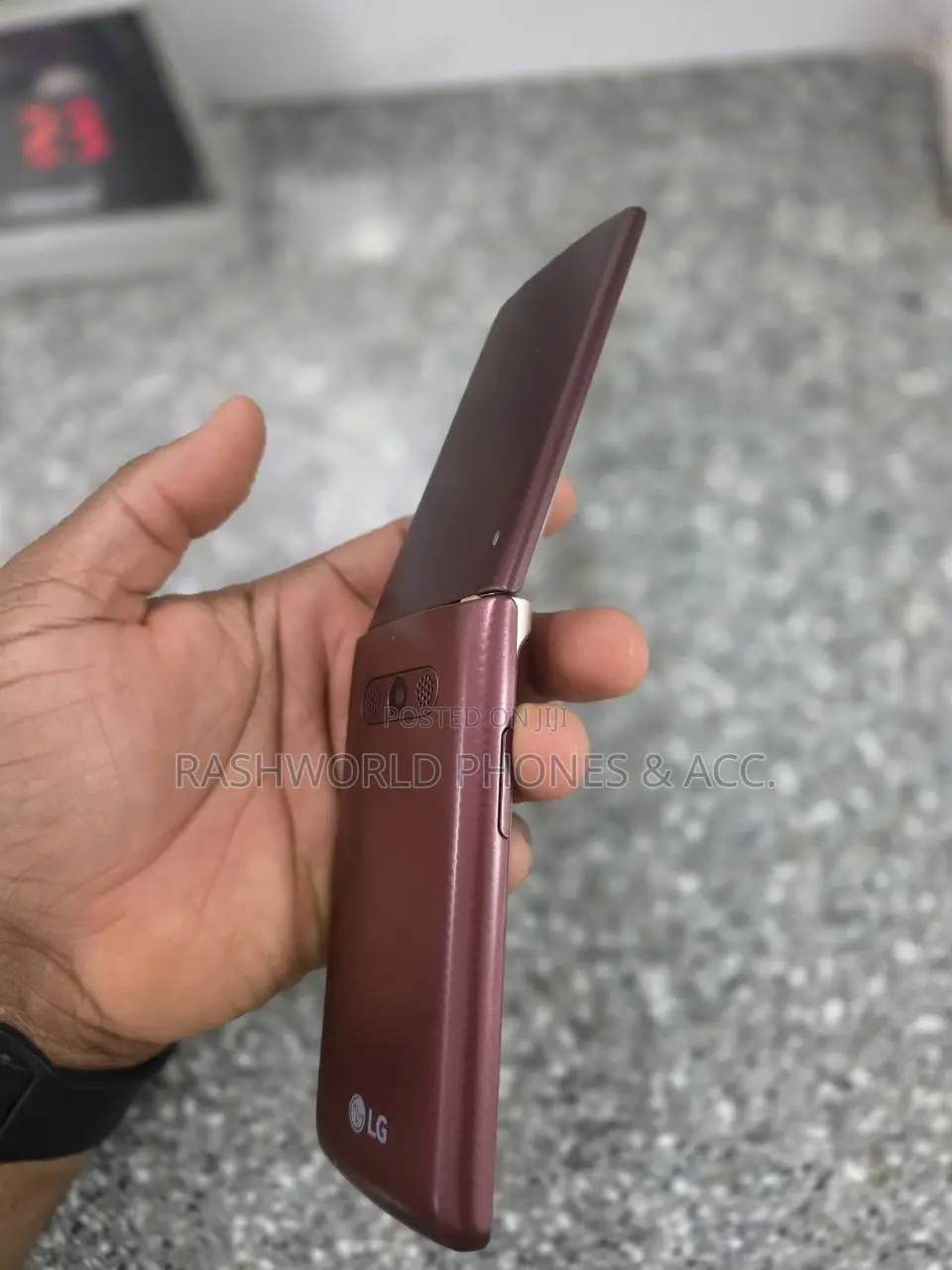 New LG Wine Smart 4 GB Red