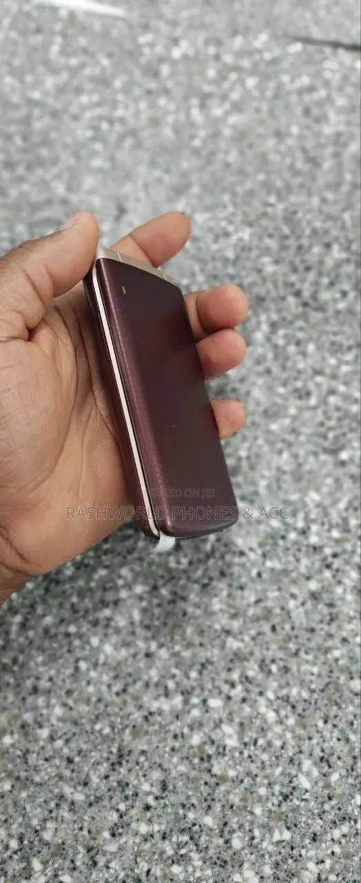 New LG Wine Smart 4 GB Red