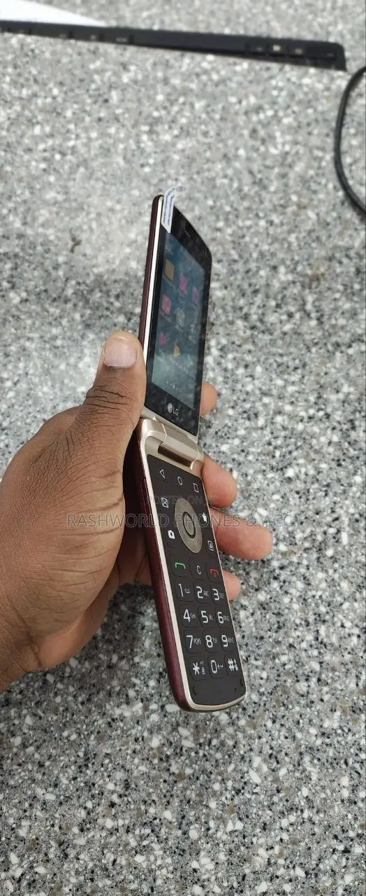 New LG Wine Smart 4 GB Red