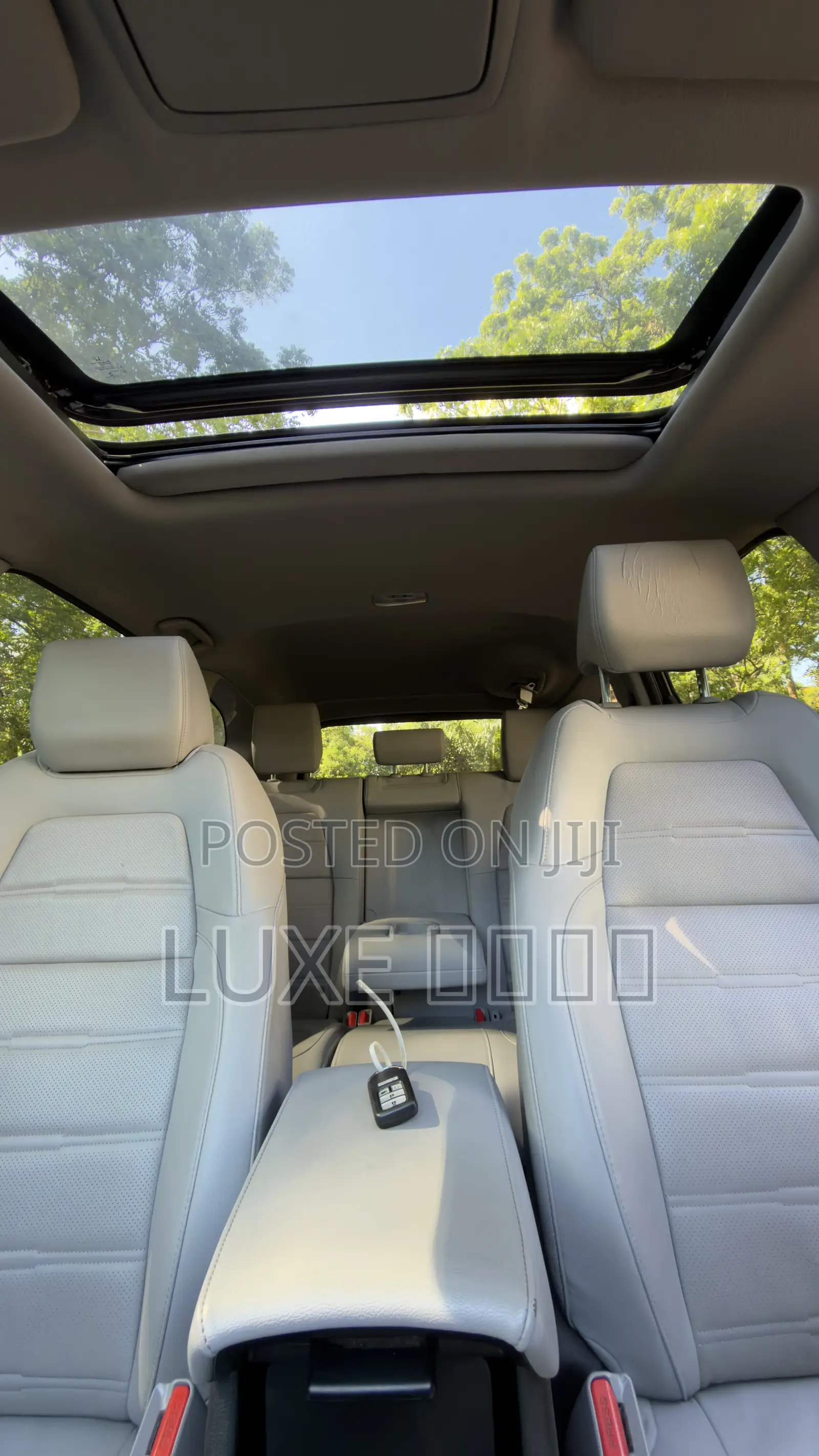 Honda CR-V Touring AWD 2019 Gray