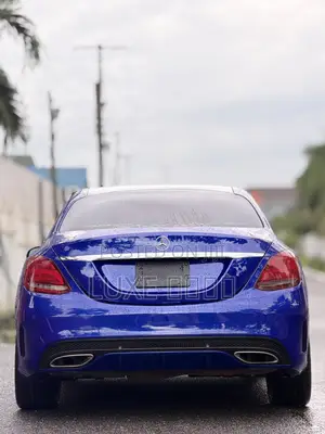 Mercedes-Benz C300 Base C300 RWD Sedan 2018 Blue