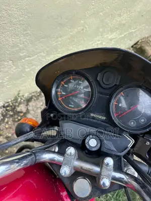 Bajaj Boxer 150 UG 2024 Red