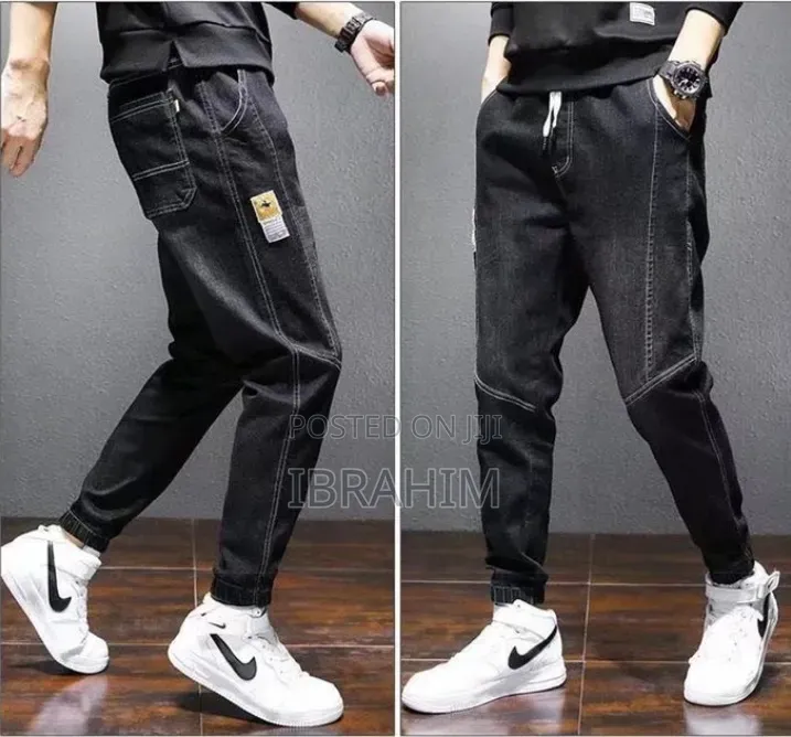 Comfortable Perforated & Elastic Jeans-styled Jogger Pants