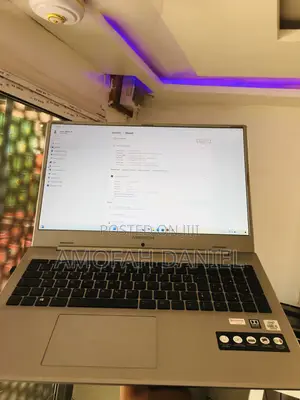 Laptop Medion Erazer X7851 8GB Intel Core i5 HDD+SSD 256GB