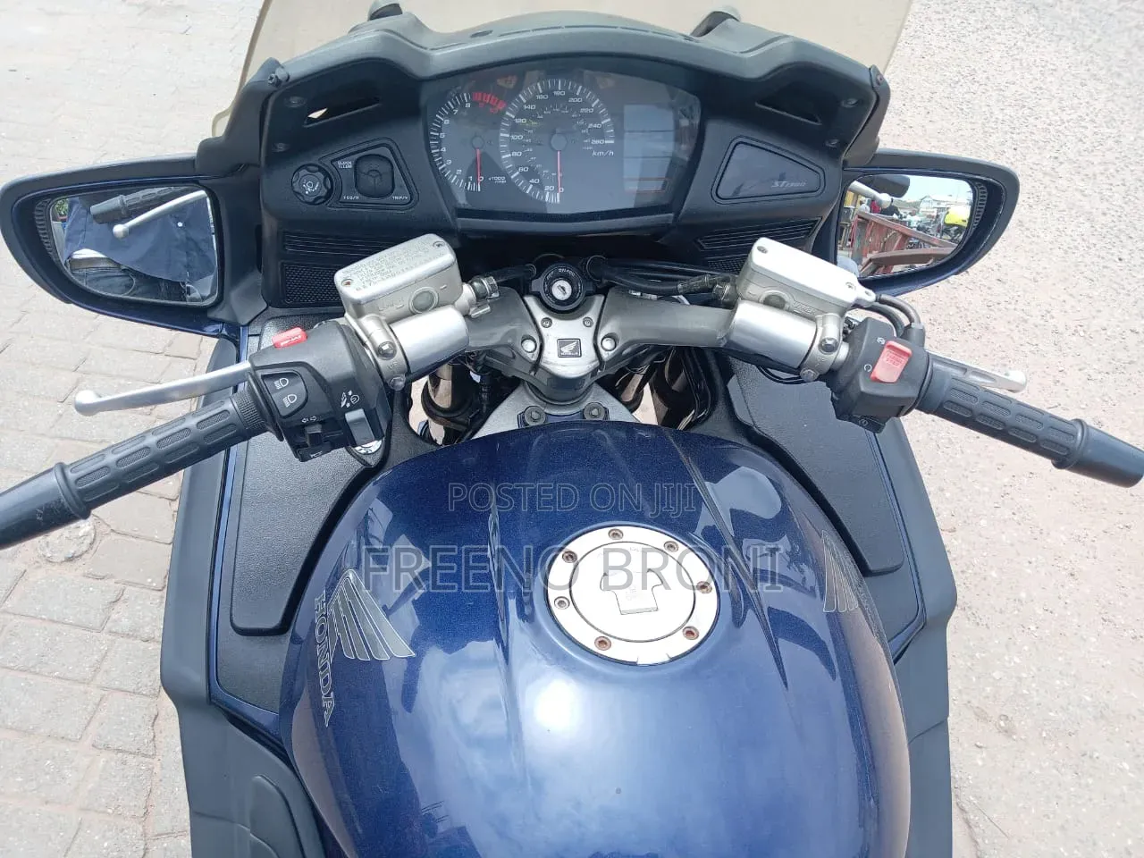 Honda 2018 Blue