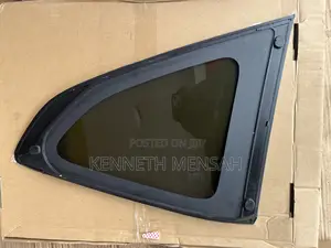 Honda CRV 2017 2018 2019 2020 2021 2022 Door Vent Glass