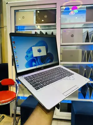 Laptop Dell Latitude 5310 16GB Intel Core i7 SSD 256GB