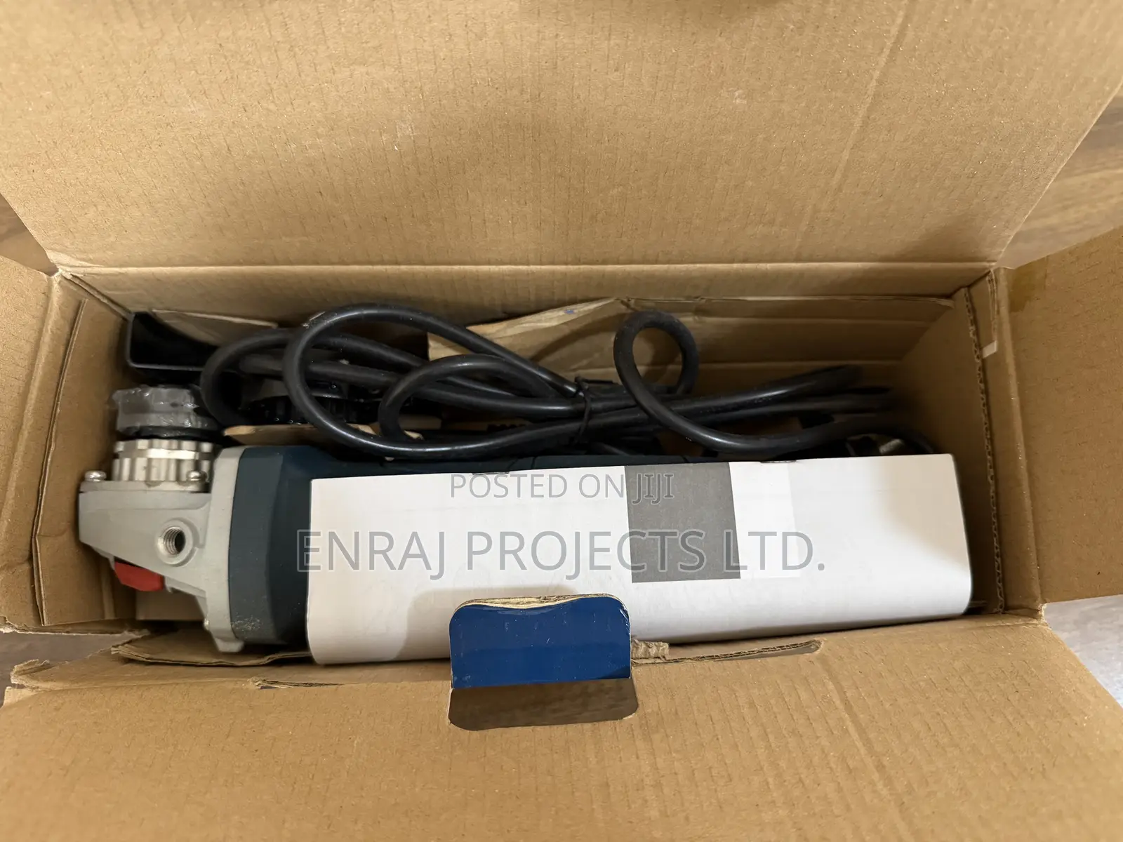 Bosch Professional Angle Grinder - Gws 700