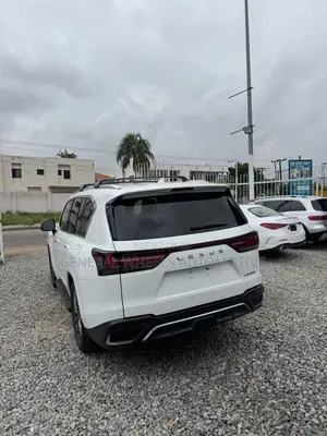 Lexus LX 600 2023 White