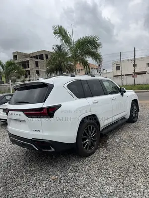 Lexus LX 600 2023 White