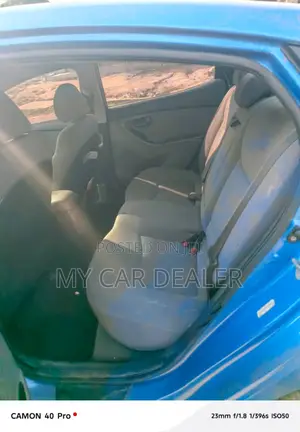 Hyundai Elantra GLS Sedan FWD (1.8L 4cyl 6A) 2013 Blue