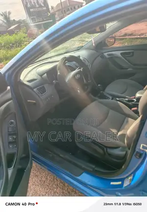 Hyundai Elantra GLS Sedan FWD (1.8L 4cyl 6A) 2013 Blue