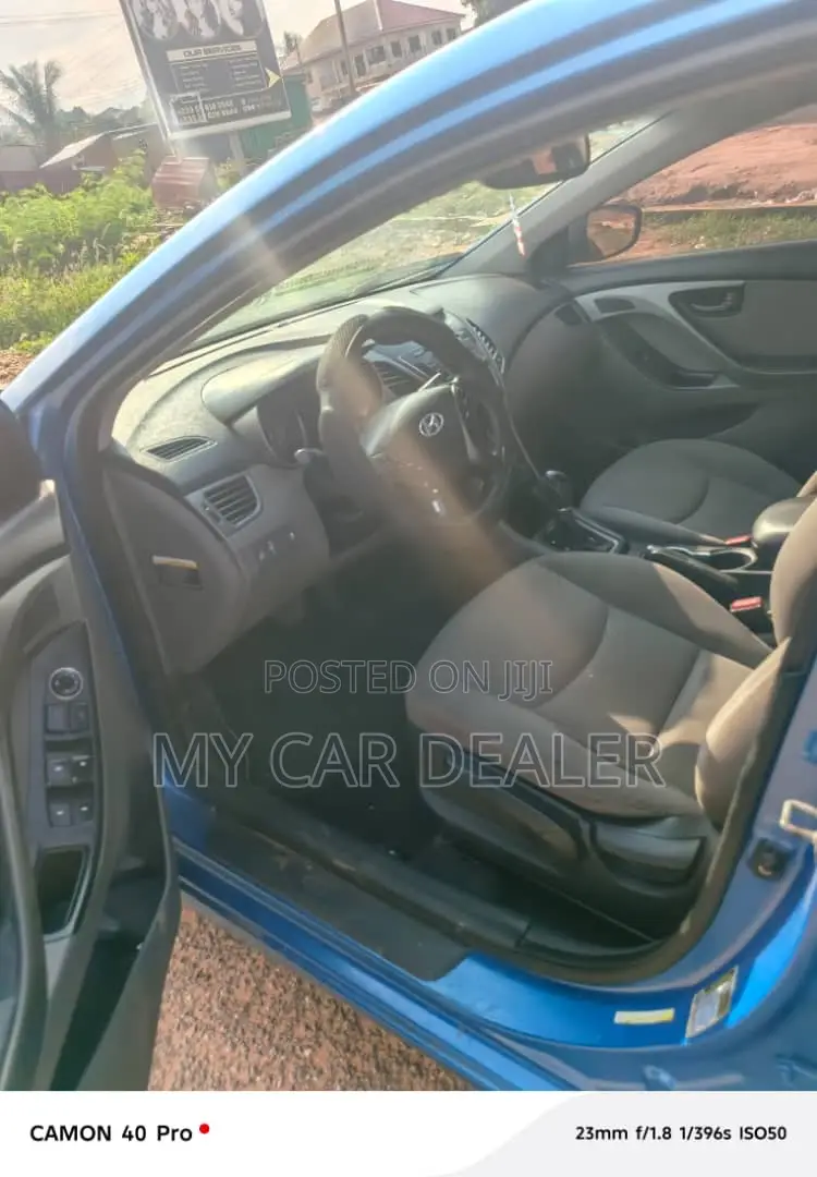 Hyundai Elantra GLS Sedan FWD (1.8L 4cyl 6A) 2013 Blue