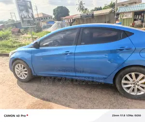 Hyundai Elantra GLS Sedan FWD (1.8L 4cyl 6A) 2013 Blue