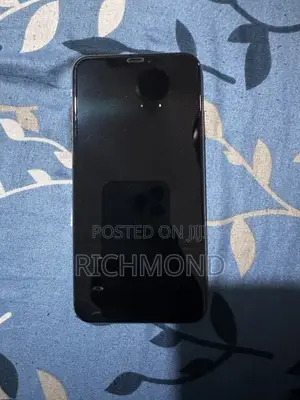Apple iPhone XS Max 64 GB Gold