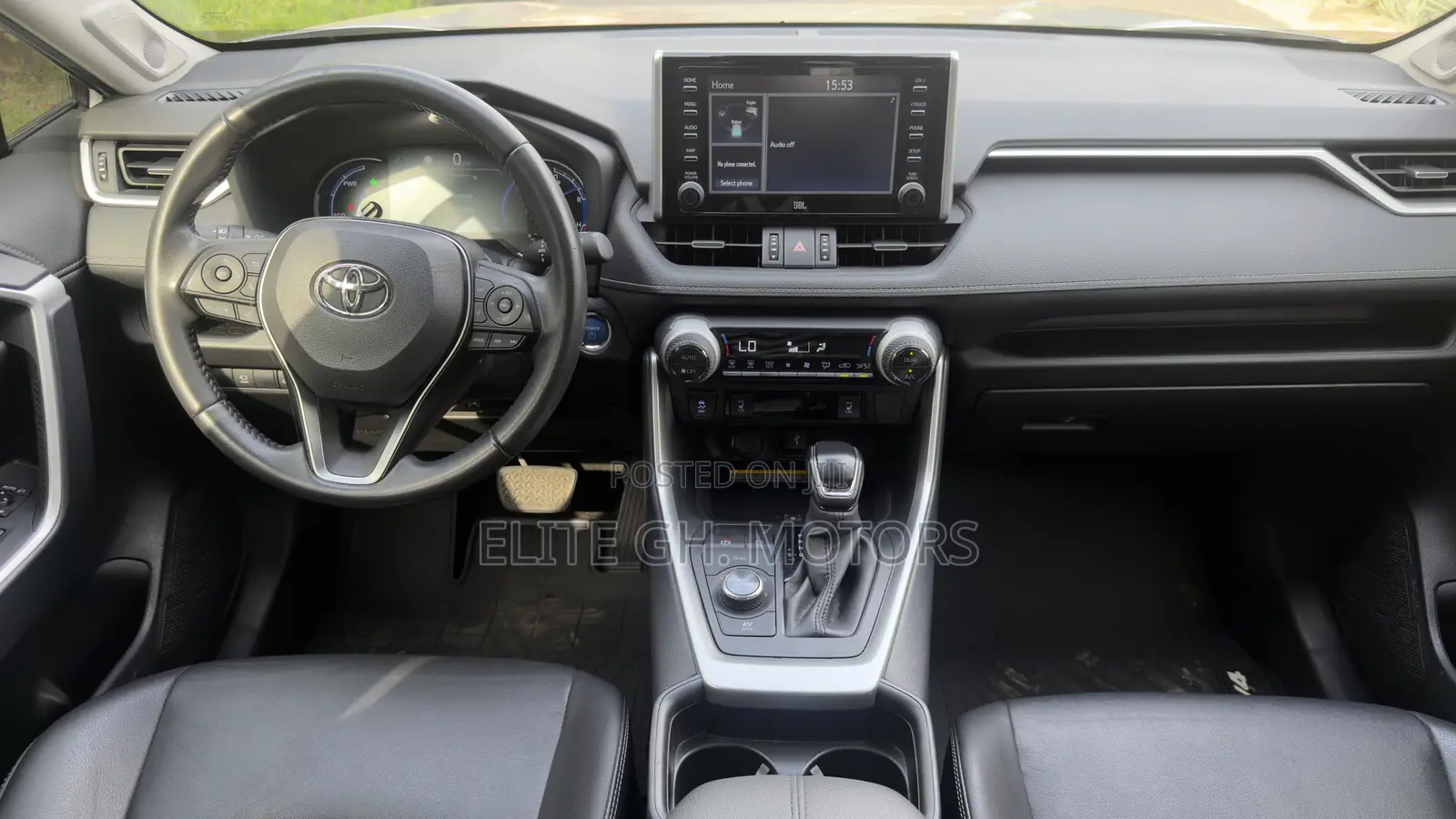 Toyota RAV4 2024 Silver