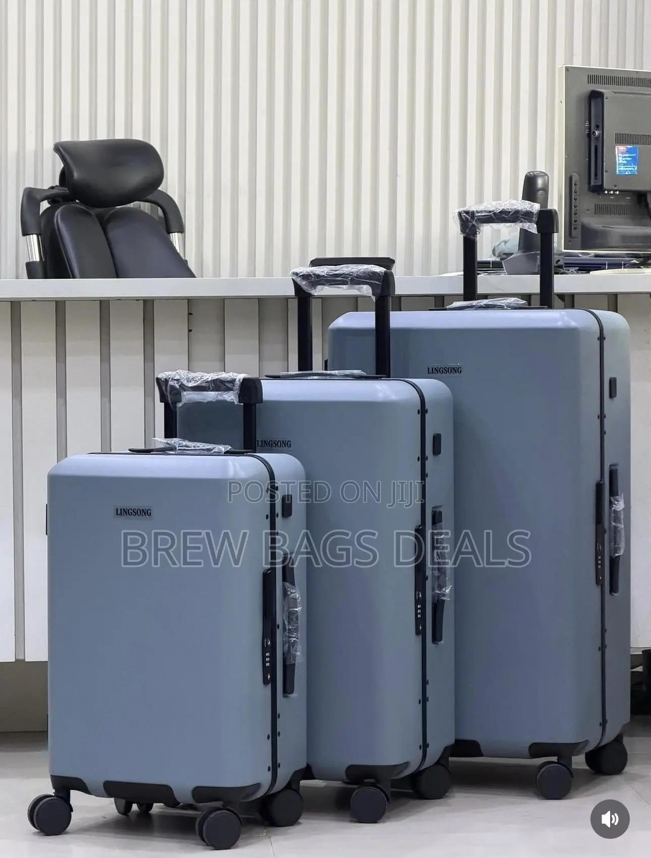 Premium Quality 3set Luxury Silicone Unbreakable Zipless Usb Suitcase.