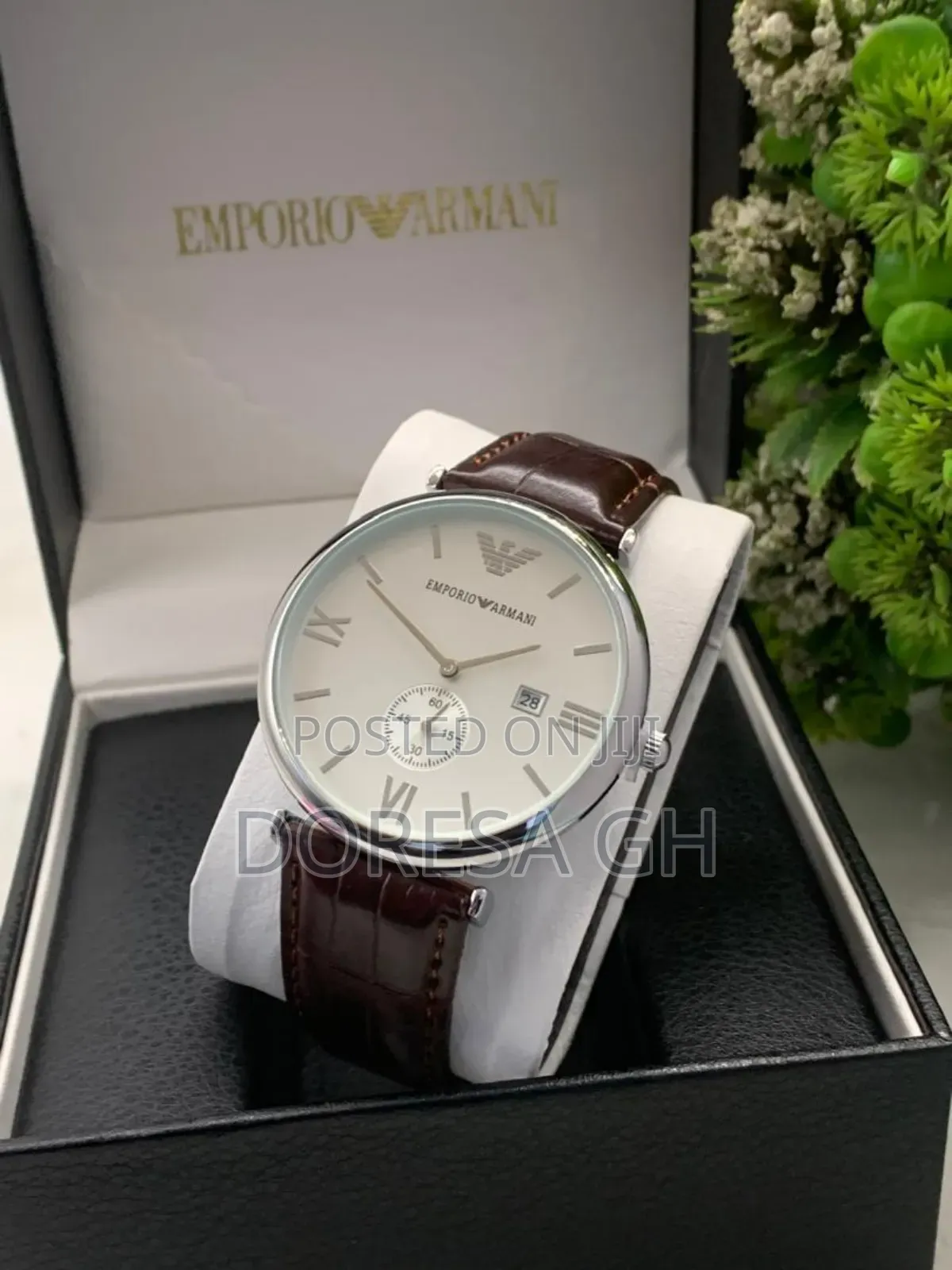 Emporio Armani Analogue Leather Watch for Men – A Classic Gift for Him