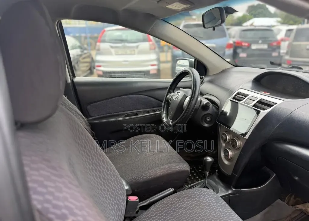 Toyota Yaris 2008 Silver