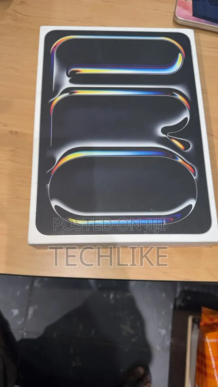 New Apple iPad Pro 11 (2024) 256 GB Black