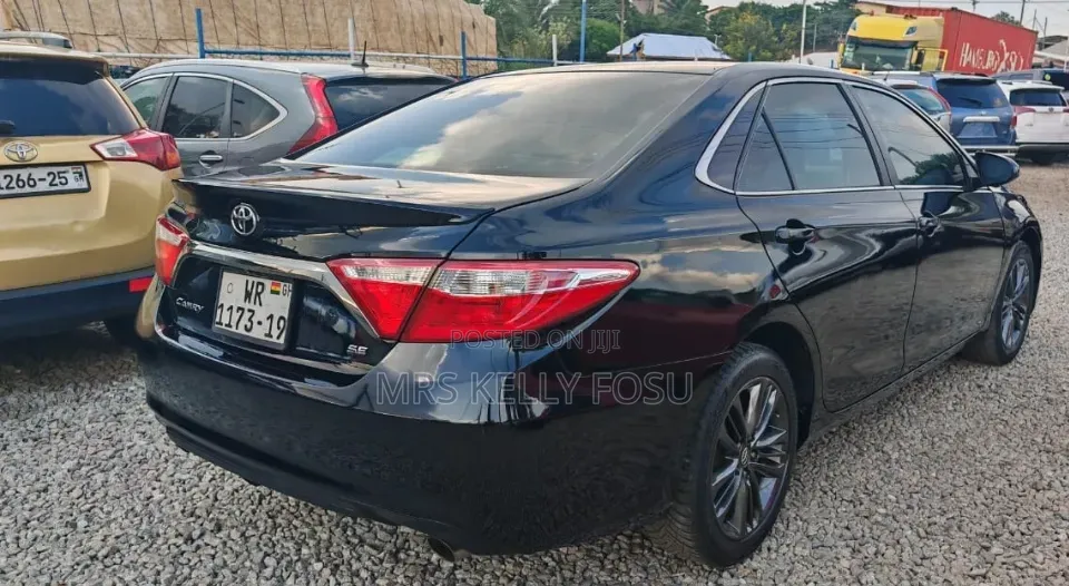 Toyota Camry 2016 Black