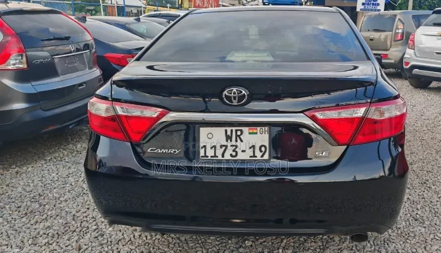 Toyota Camry 2016 Black