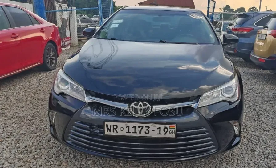 Toyota Camry 2016 Black