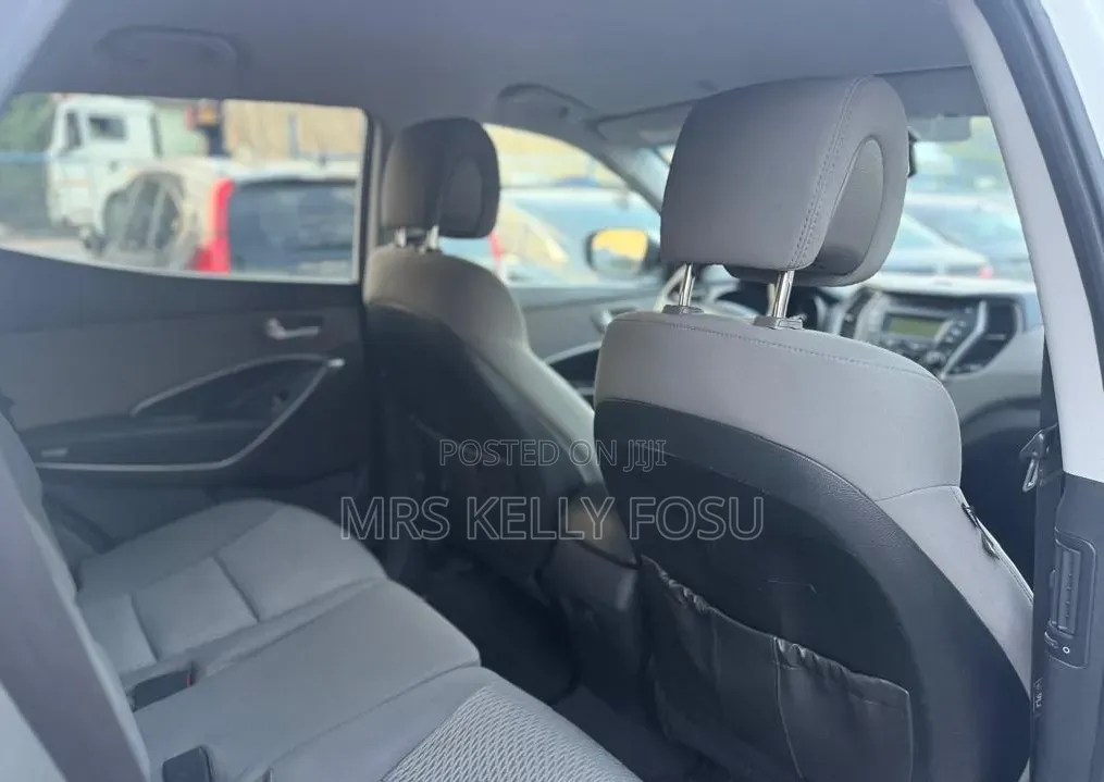 Hyundai Santa Fe 2014 White