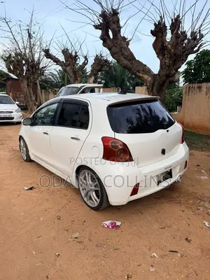 Toyota Vitz 1.5 FWD 3dr 2008 White