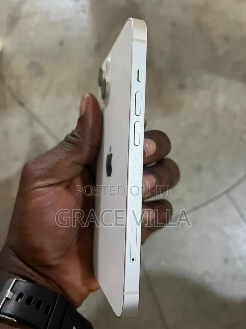 Apple iPhone 13 128 GB White