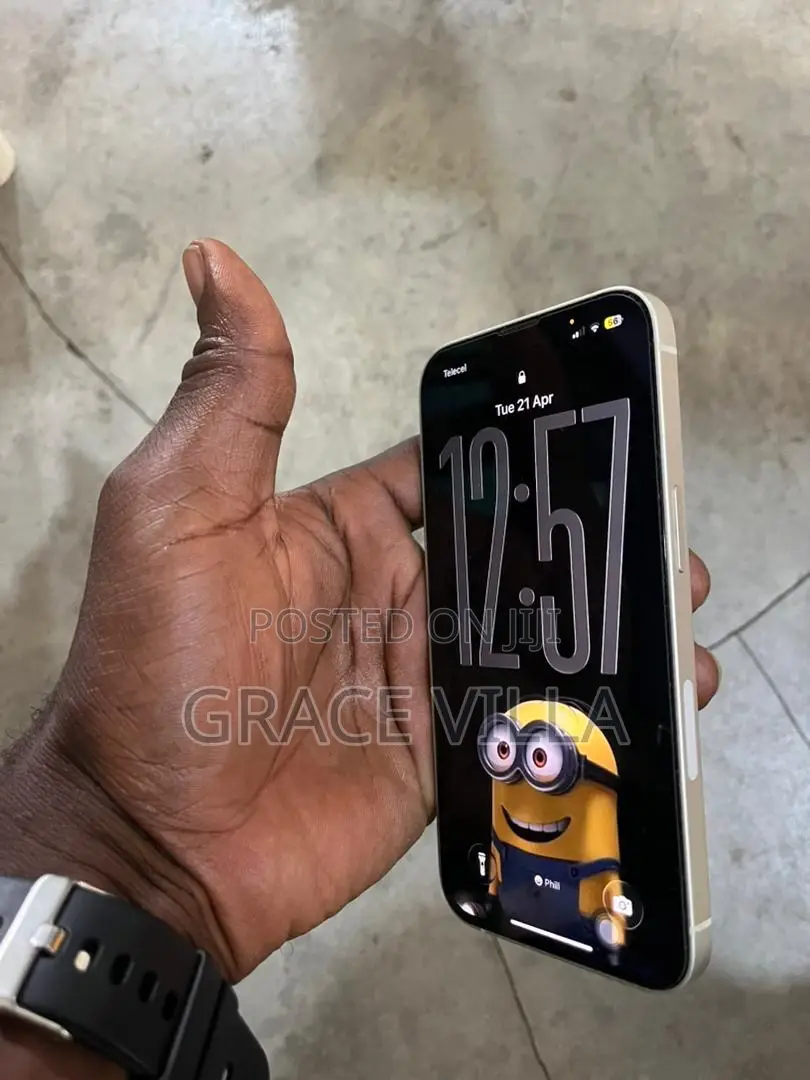 Apple iPhone 13 128 GB White