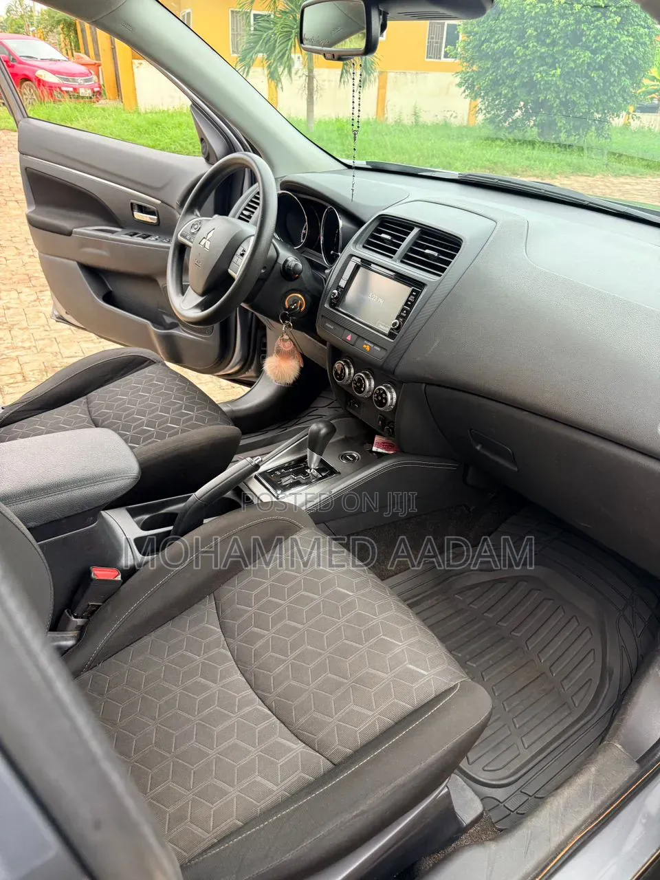 Mitsubishi Outlander 2022 Gray