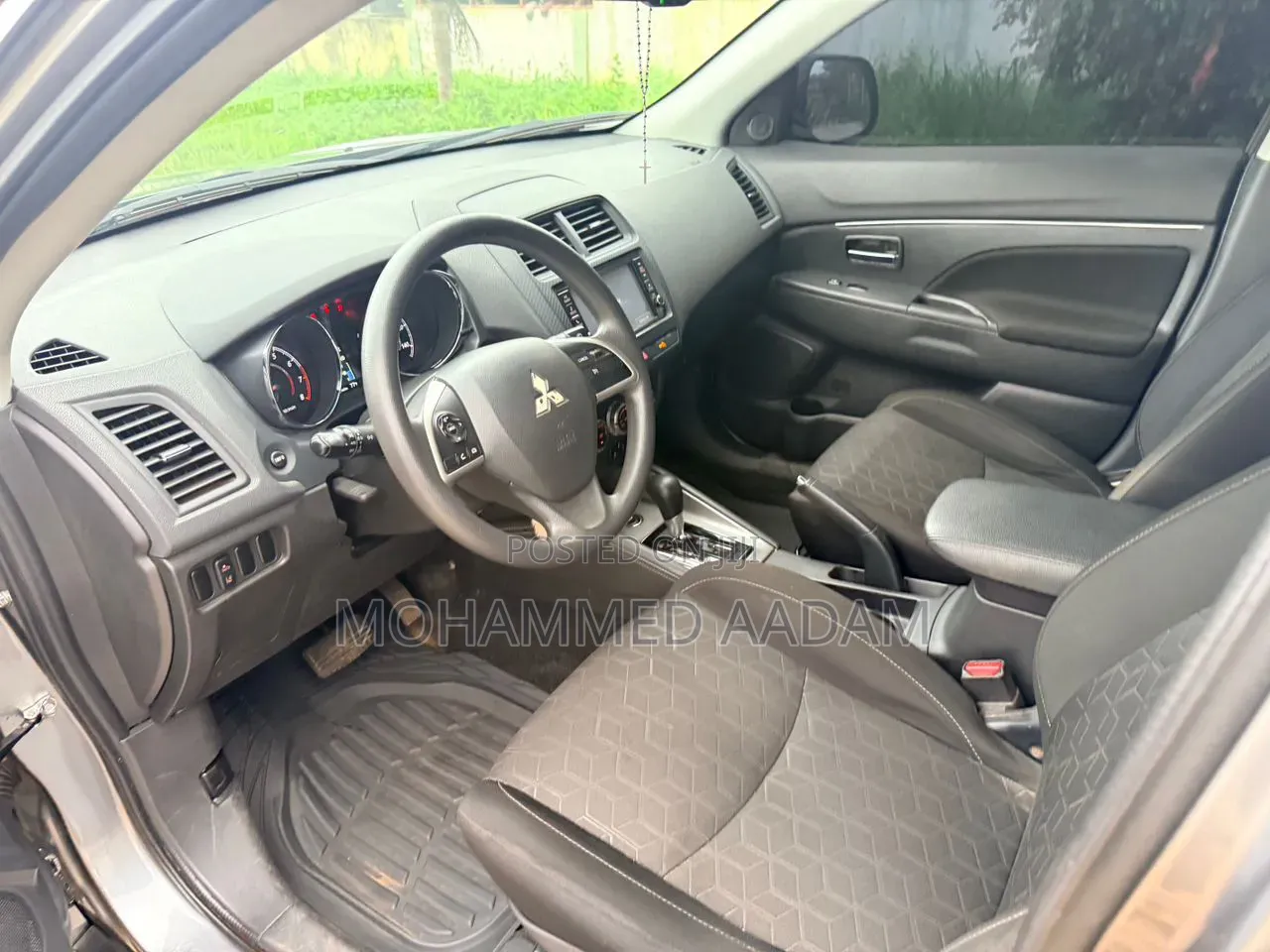 Mitsubishi Outlander 2022 Gray
