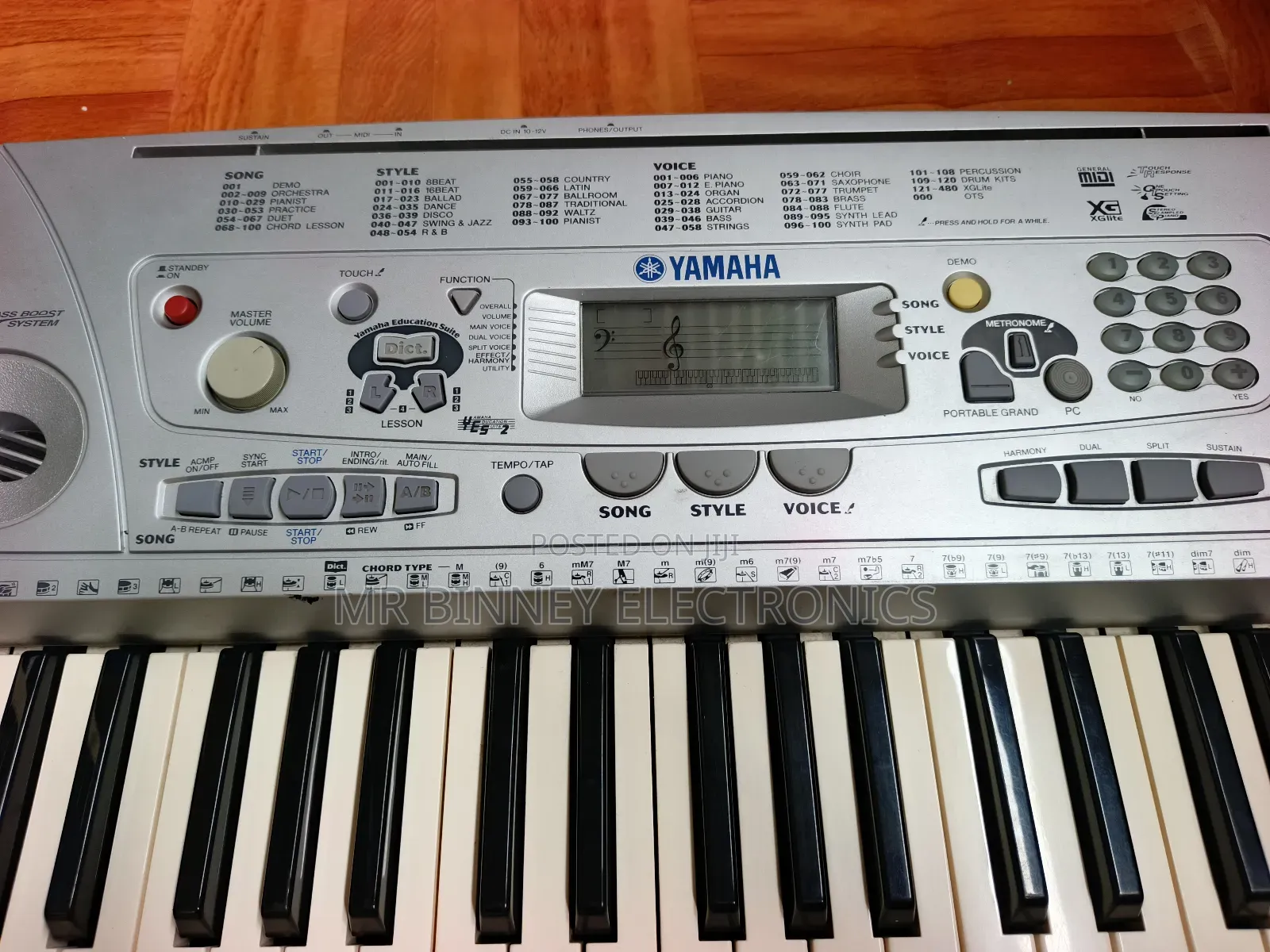 Yamaha Psr275