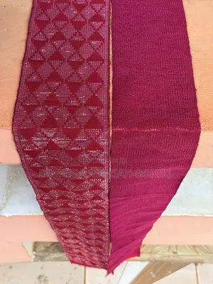 Selling 8 Yards Plain Silk Kente, 2 Yards Pattern Silk