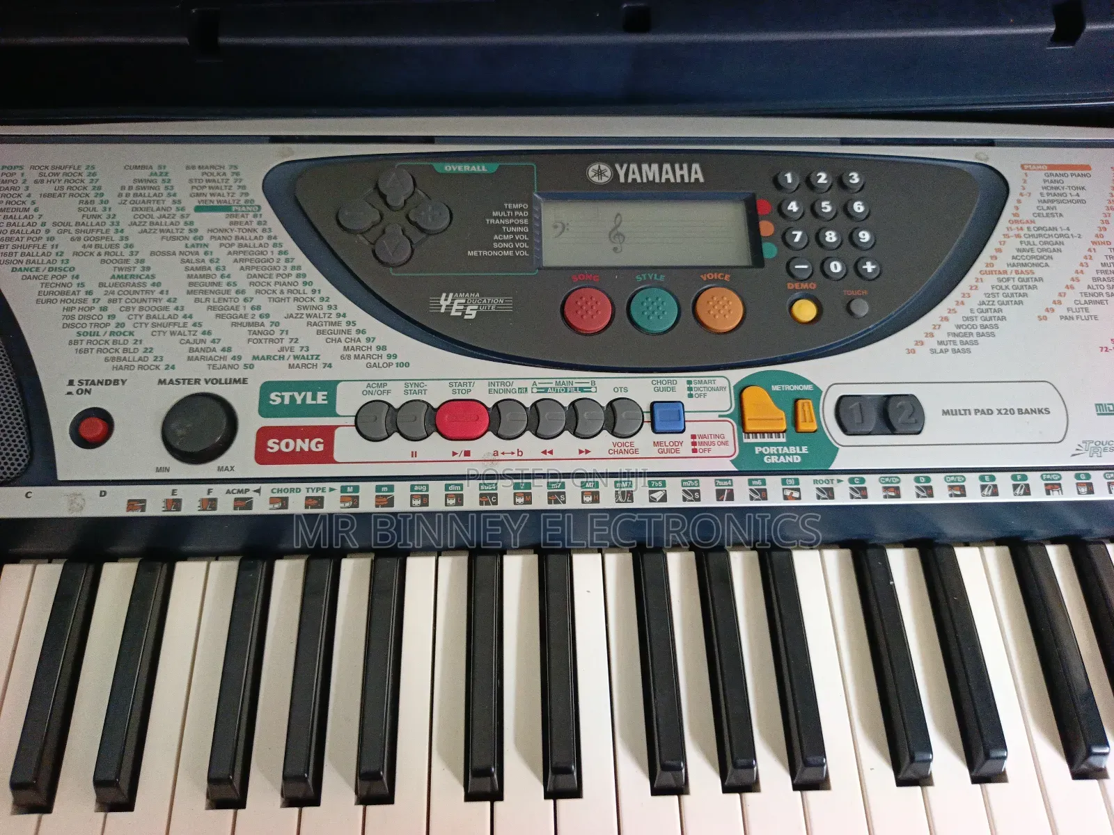 Yamaha Psr240