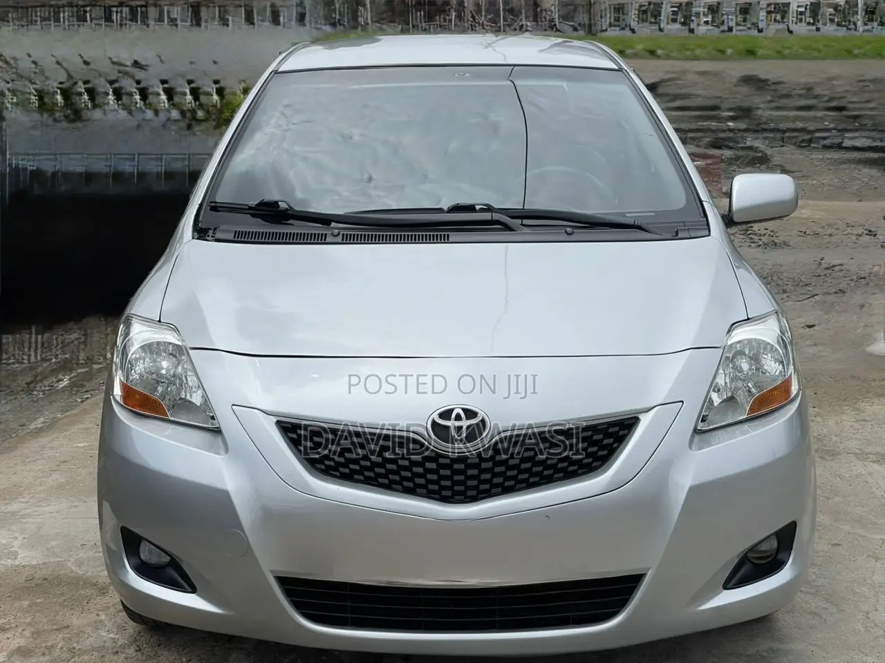 Toyota Yaris 2009 Silver